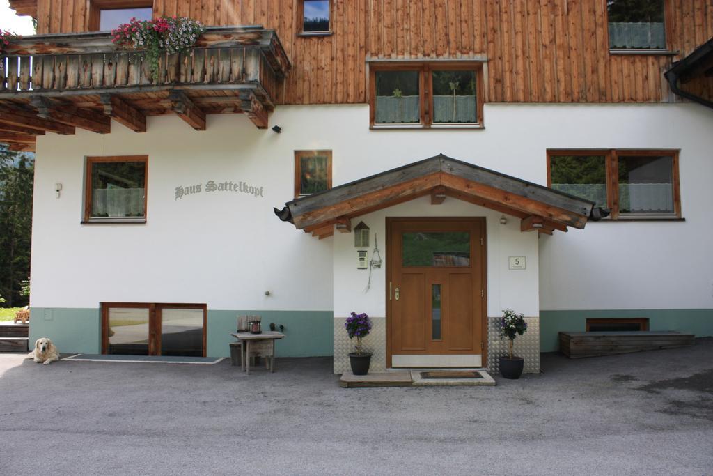 Pension Sattelkopf Sankt Anton am Arlberg Ngoại thất bức ảnh